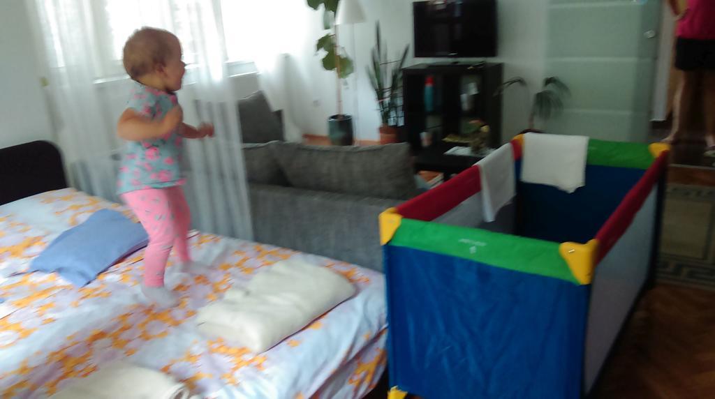 גיור Belvarosi Studio Apartman מראה חיצוני תמונה